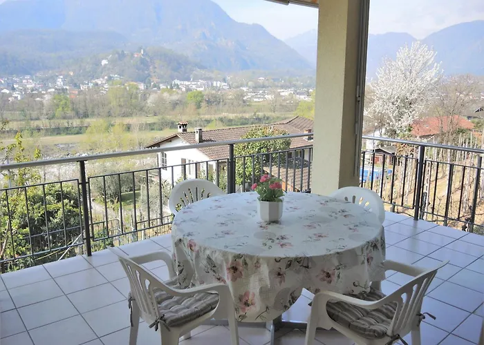 Clara By Fewotessin Apartament *