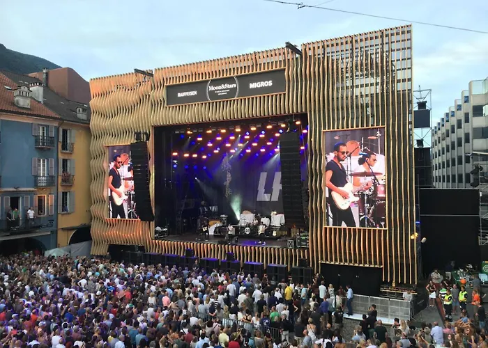 Clara By Fewotessin アパート ロゾネ